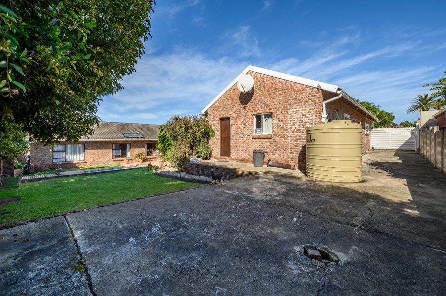 3 Bedroom Property for Sale in Broadwood Eastern Cape